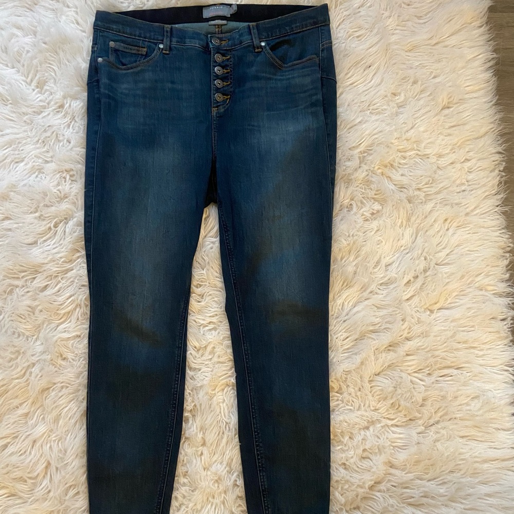 Torrid Bombshell skinny jeans